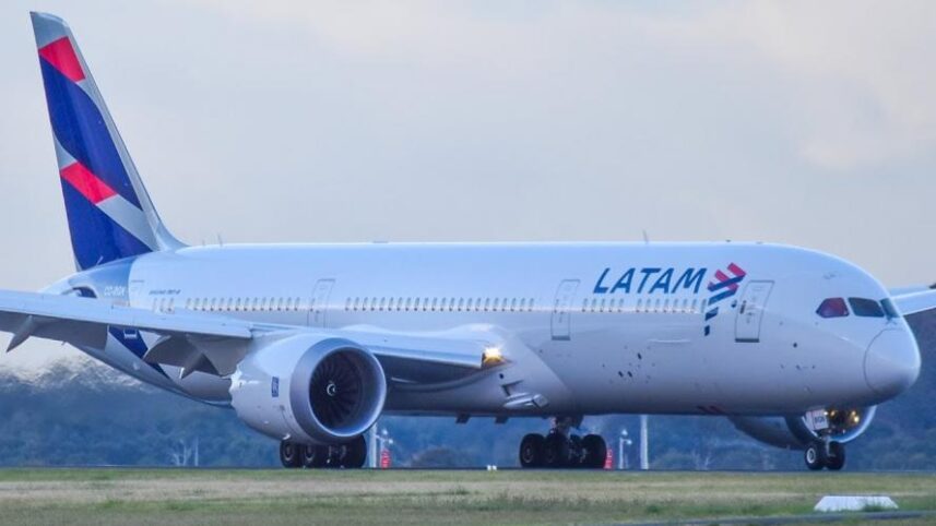 BREAKING:  Delta compra 20% da LATAM e vai abandonar a GOL