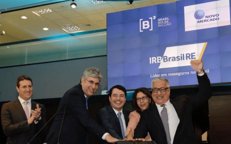 Fundo da Caixa venderá R$ 2,5 bi em ações do IRB