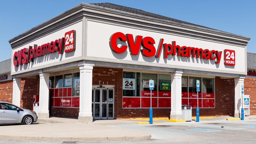 CVS fecha 10% das lojas e foca em ampliar serviços