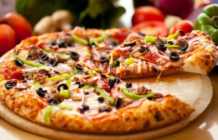 EXCLUSIVO: Burger King estuda oferta pela Domino’s Pizza
