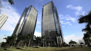 EZTEC vende Torre B para Brookfield por R$ 650 milhões