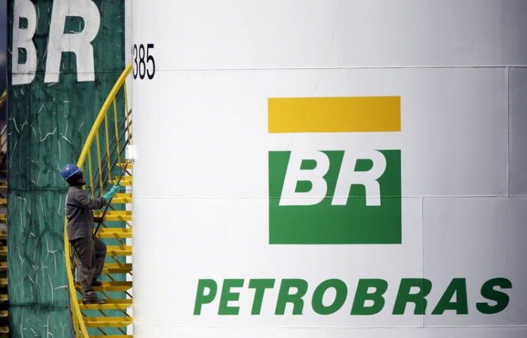 Agora é oficial:  Caixa vai vender R$ 7 bi em Petrobras ON
