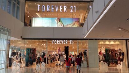 Por que a Forever 21 está quase beijando a lona