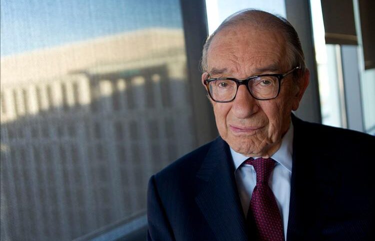 Greenspan, entre herói e vilão