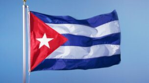 Marchando nas ruas, cubanos pedem “Libertad!  Libertad!”