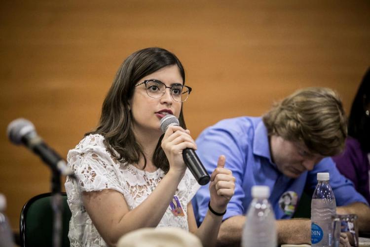 TRETA: Tábata Amaral e Kim DISCUTEM sobre licenciamento ambiental