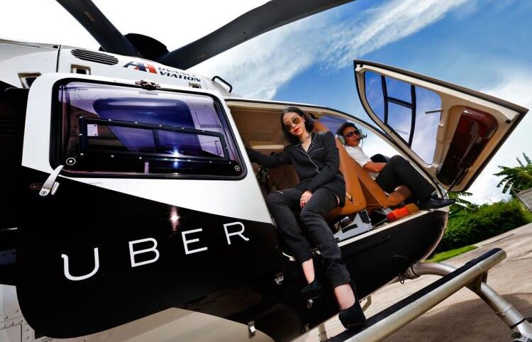 Uber chega ao helicóptero, mas regulação vai de charrete