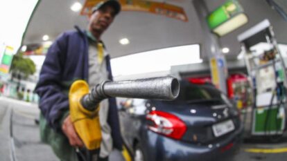 CEO da Petrobras:  aumento da gasolina reflete nova realidade de preços