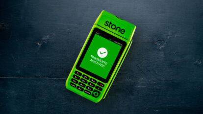 Stone desaba 20% com guidance fraco