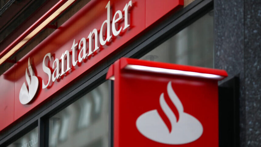 Santander vem bem abaixo do esperado e pressiona outros bancos