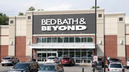 Bed, Bath & Beyond teme pela sobrevivência; ações desabam 
