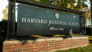 Um livro sobre as coisas que você não aprende em Harvard