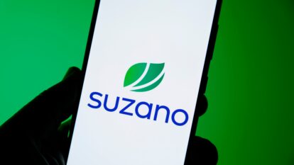 Suzano contrata CEO da Rumo para sucessão de Schalka