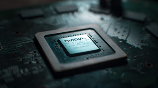 Nvidia apresenta o Blackwell, um chip 5x mais poderoso