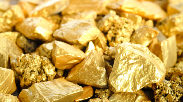 Aura Minerals: EBITDA cresce 45% com redução de custos e alta do ouro