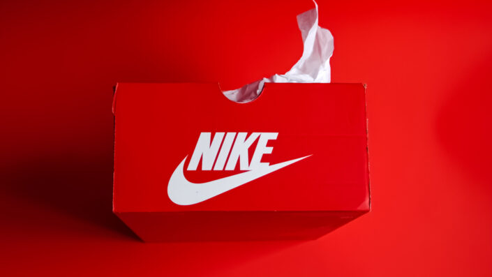 Grupo SBF estende contrato com a Nike, reduzindo seu maior risco