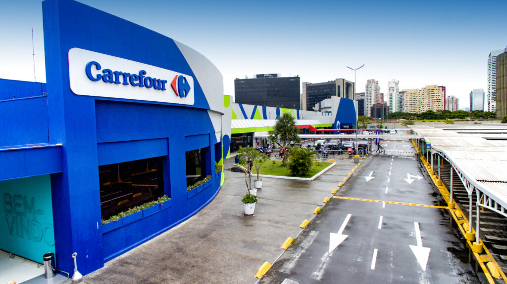 Fachada Hiper Carrefour 02