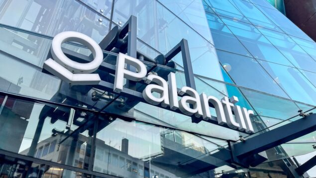 Palantir, a Big Tech misteriosa, multiplica contratos e dispara na Bolsa