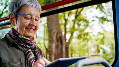 Boomers e a reinvenção da maturidade (e o que isso significa para as marcas)