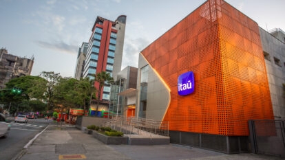 Itaú lucra R$ 11 bi no trimestre com índice de eficiência recorde