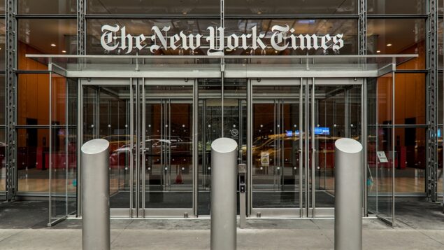 Depois de processar o ChatGPT, NY Times licencia conteúdo para IA da Amazon