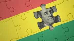 A Bolívia precisa captar dólares. A solução está travada no Congresso
