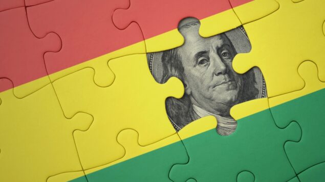 A Bolívia precisa captar dólares