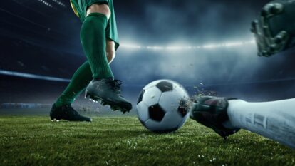 OutField capta R$ 100 milhões para antecipar recebíveis do futebol
