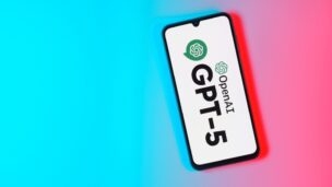 GPT-5 já conversa “como um PhD” – e dá menos respostas malucas