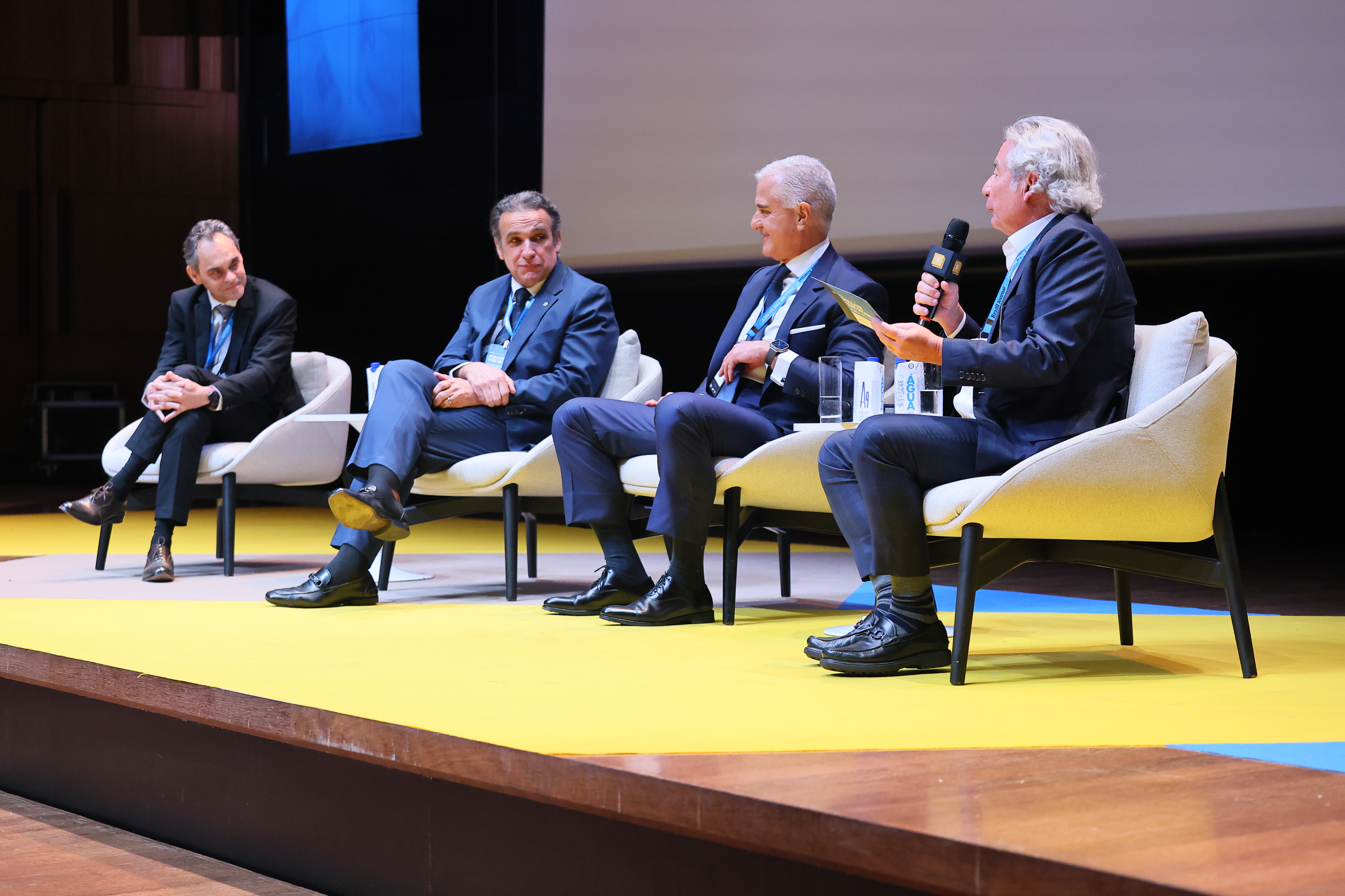 Follow the Money: Congresso precisa atualizar lei antiterrorismo, dizem deputados