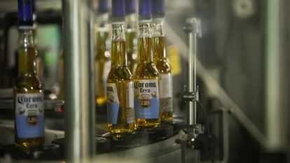 Ambev investe R$ 10 bi no Brasil e mostra categoria cervejeira mais desenvolvida