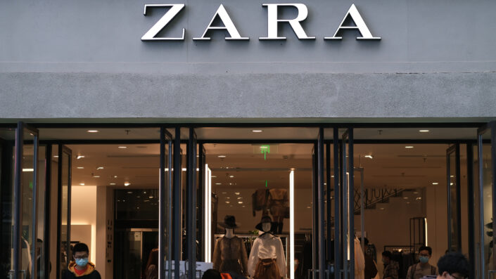 Na Zara ou na Shein, pra brasileiro é mais caro