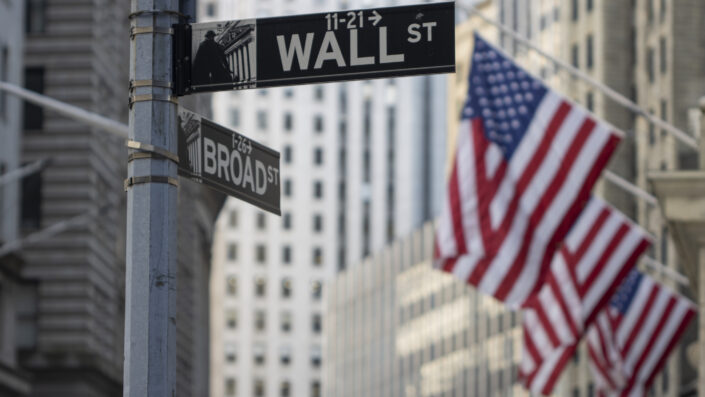 OPINIÃO. O mito da receita em dólar para um IPO nos EUA