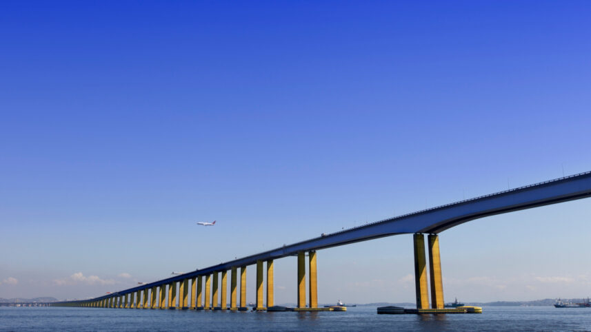 Família CR Almeida vende 7,5% da Ecorodovias em bloco de R$ 500 milhões