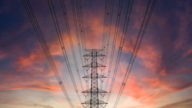 Lucro da AXIA dispara 1.000%, mas resultado ajustado divide o mercado 