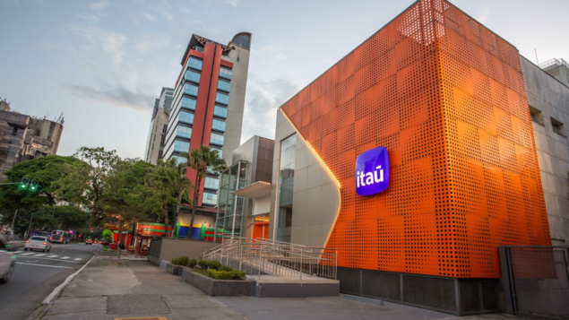 Boring but beautiful: Itaú entrega mais um tri forte