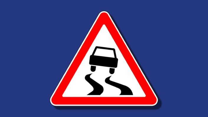 Stellantis capota 25% com baixa contábil de € 22 bi e corte de dividendos