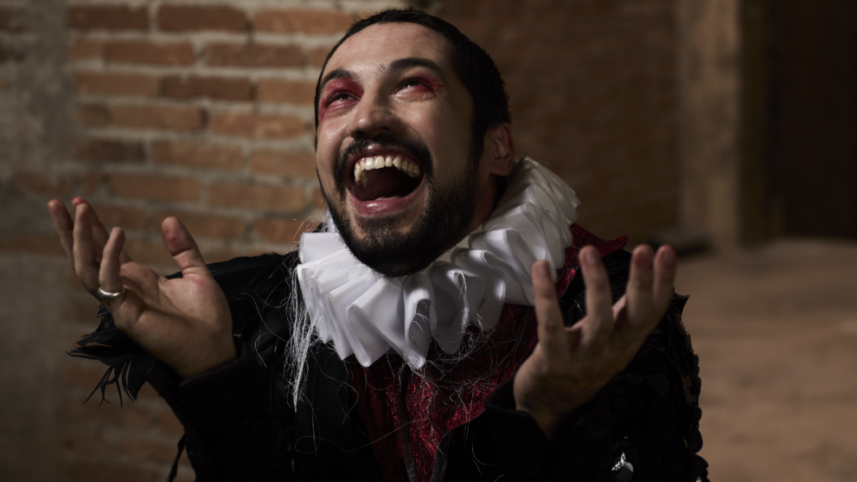 ‘Hamlet, Sonhos que Virão’ é teatro dos bons, cercado de cinema