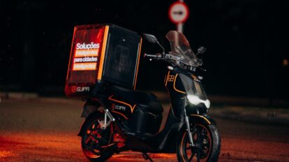 A Guipa achou um novo jeito de fazer mídia OOH: as motos de delivery