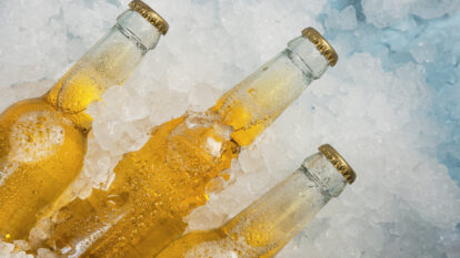 Ambev bate o mercado pela 3ª vez: volume de cerveja cresce e ação dispara