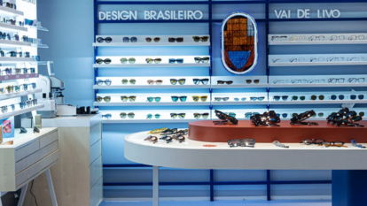 A LIVO inventou a ótica “one-stop shop”.  (Investidores de visão nem piscaram)