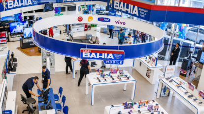 Casas Bahia: Itaú aplaude turnaround, mas macro joga contra