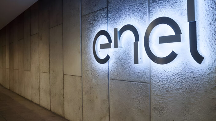 Rivais querem comprar a Enel São Paulo. Falta combinar com os italianos