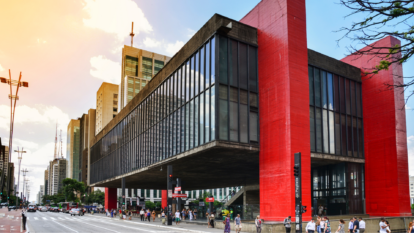 No MASP, uma sucessão com tom de continuidade