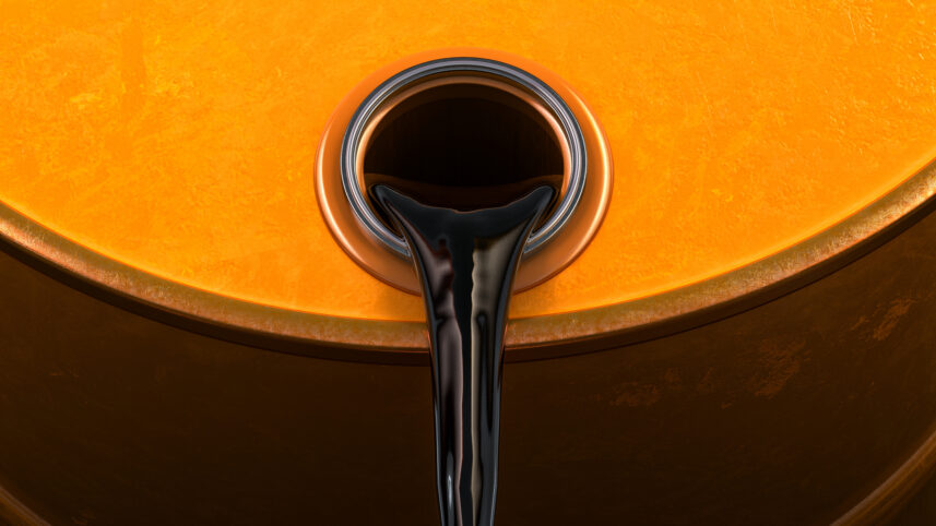 Fluxo de petróleo volta ao nível pré-guerra. Por que o preço não cai?
