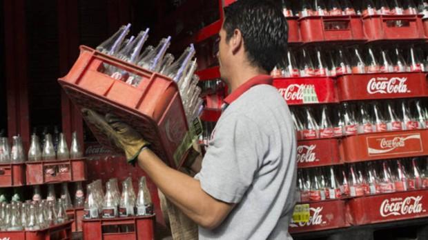 No sistema Coca-Cola, as fusões voltam com gás 1 femsa
